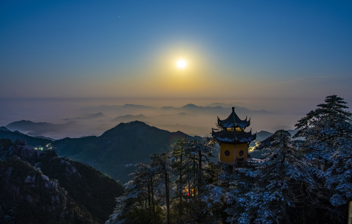 陳生才 明月松間照.jpg