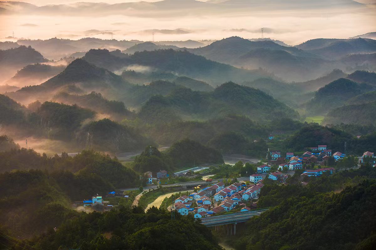 孫文明 遠(yuǎn)安風(fēng)景.jpg