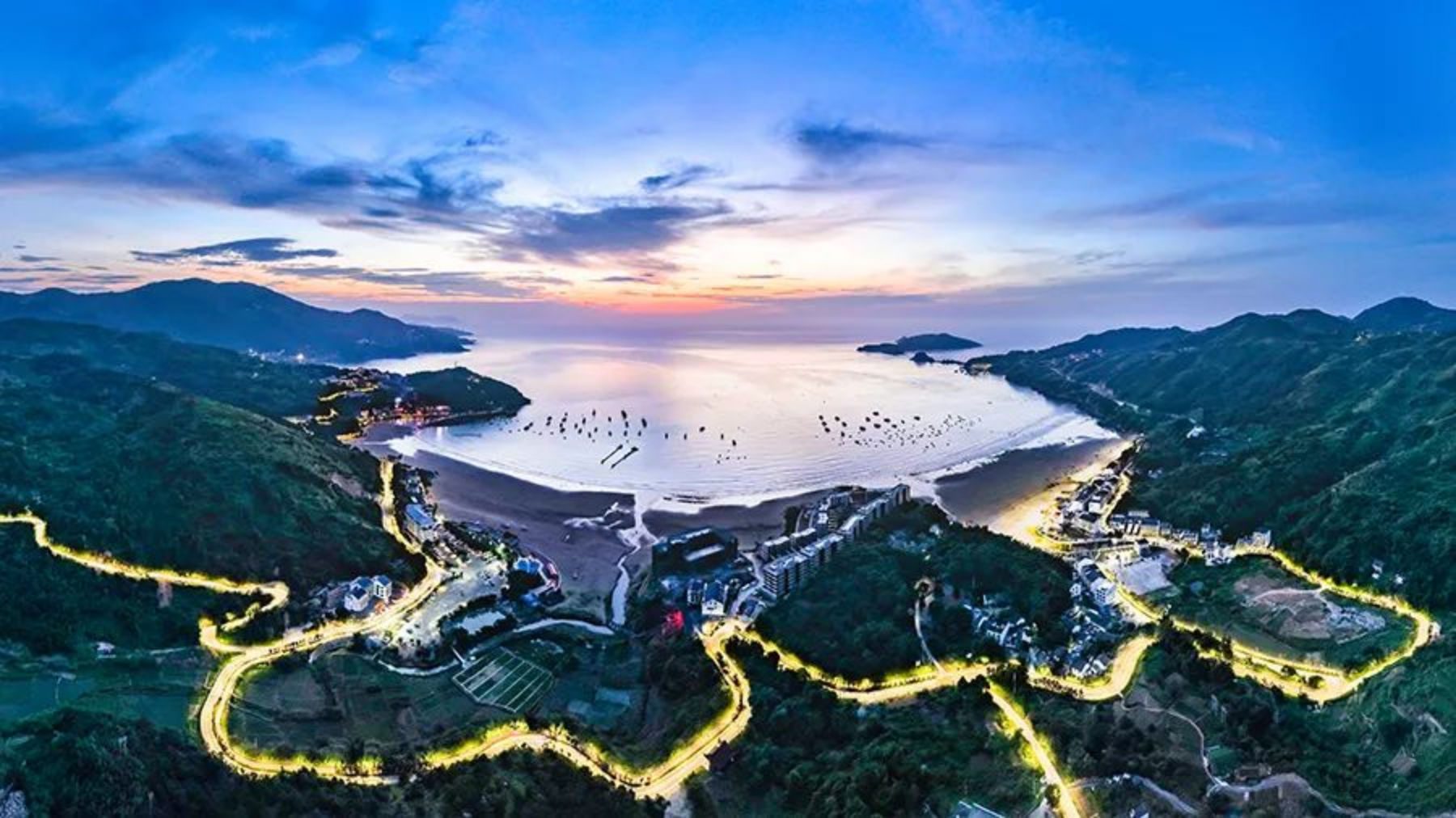 20230711_1689045783506091.jpg 奔赴山海 無盡藍(lán)綠丨32 拷貝.jpg