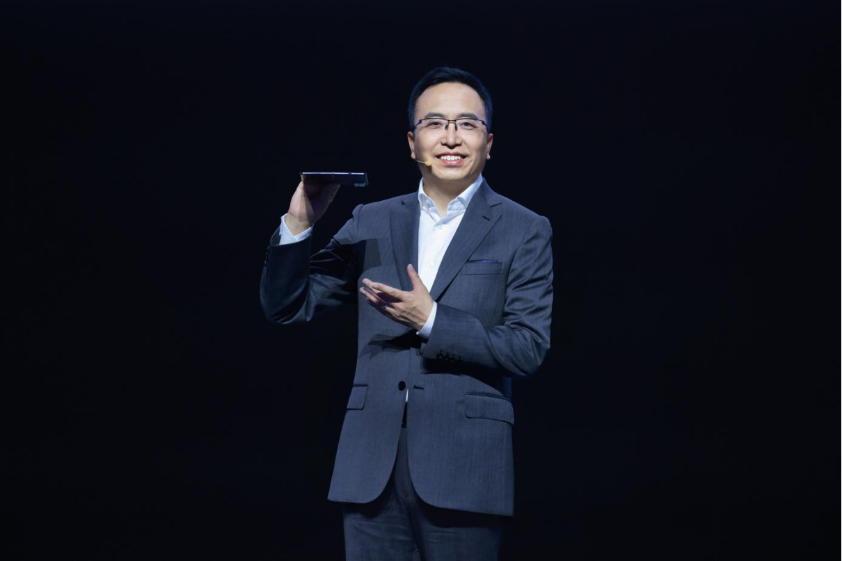 【終版】榮耀Magic V2產(chǎn)品新聞稿-20230712149 拷貝.jpg