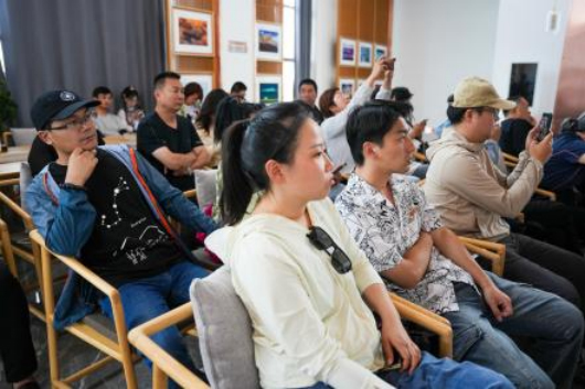 【新聞稿】記錄星空 解密星語 佳能與新華社中國圖片社共同見證“點亮中國星空地圖”哈密站活動935 拷貝.jpg