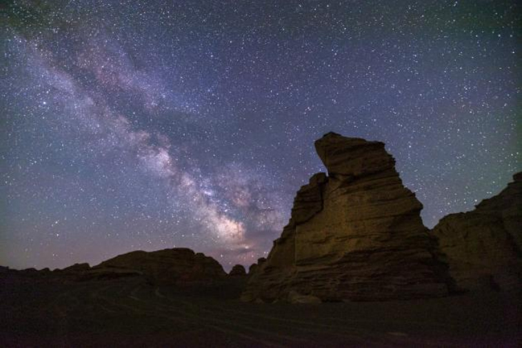 【新聞稿】記錄星空 解密星語 佳能與新華社中國圖片社共同見證“點亮中國星空地圖”哈密站活動1408 拷貝.jpg