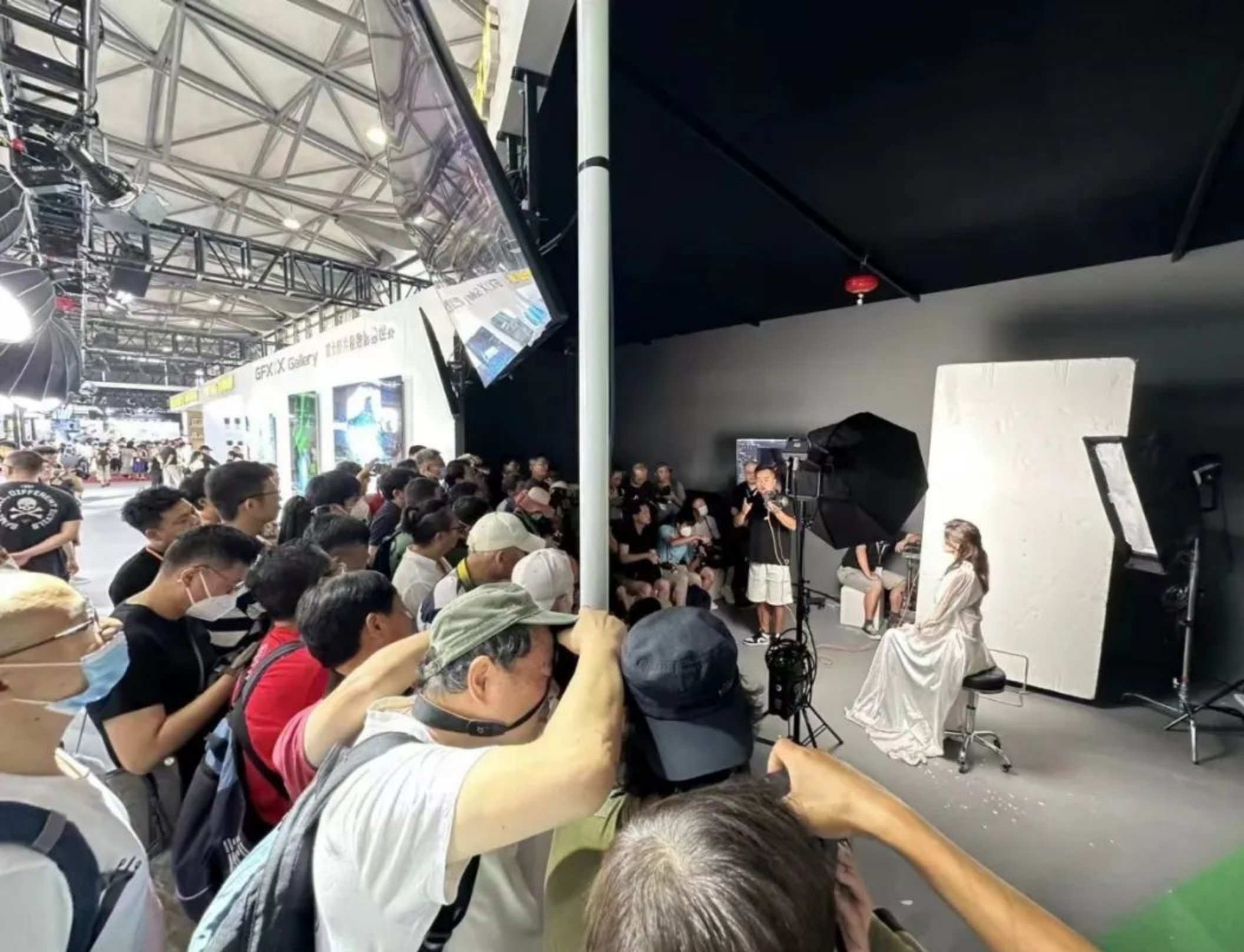 第24屆上海國際攝影器材和數(shù)碼影像展覽會1465 拷貝.jpg