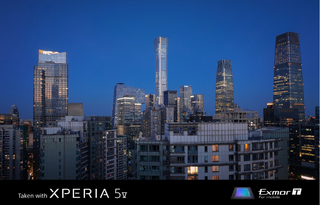 新的5，新的我 索尼小尺寸高性能Vlog手機(jī)Xperia 5 V正式發(fā)布659 拷貝.jpg