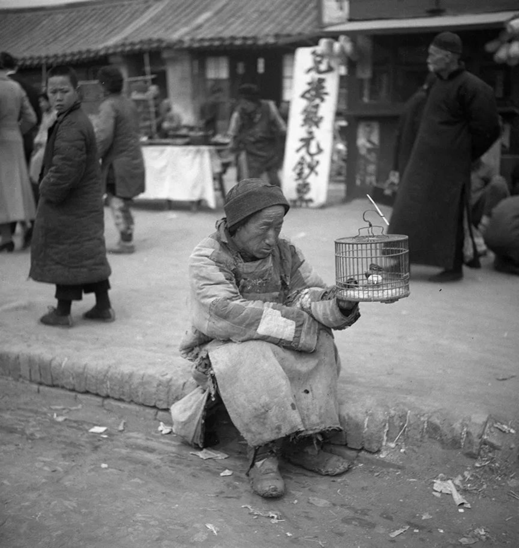 摘要1002 拷貝.jpg