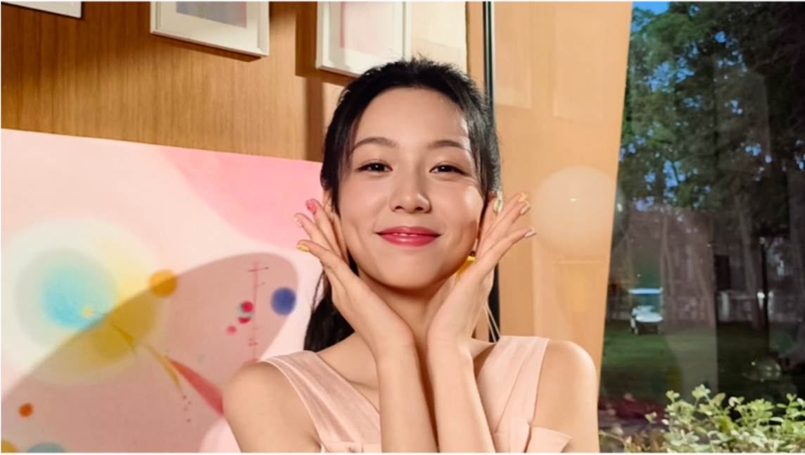 【vivo新聞】多彩小直屏+直出氛圍感+vivo+S30系列正式發(fā)布1019 拷貝.jpg